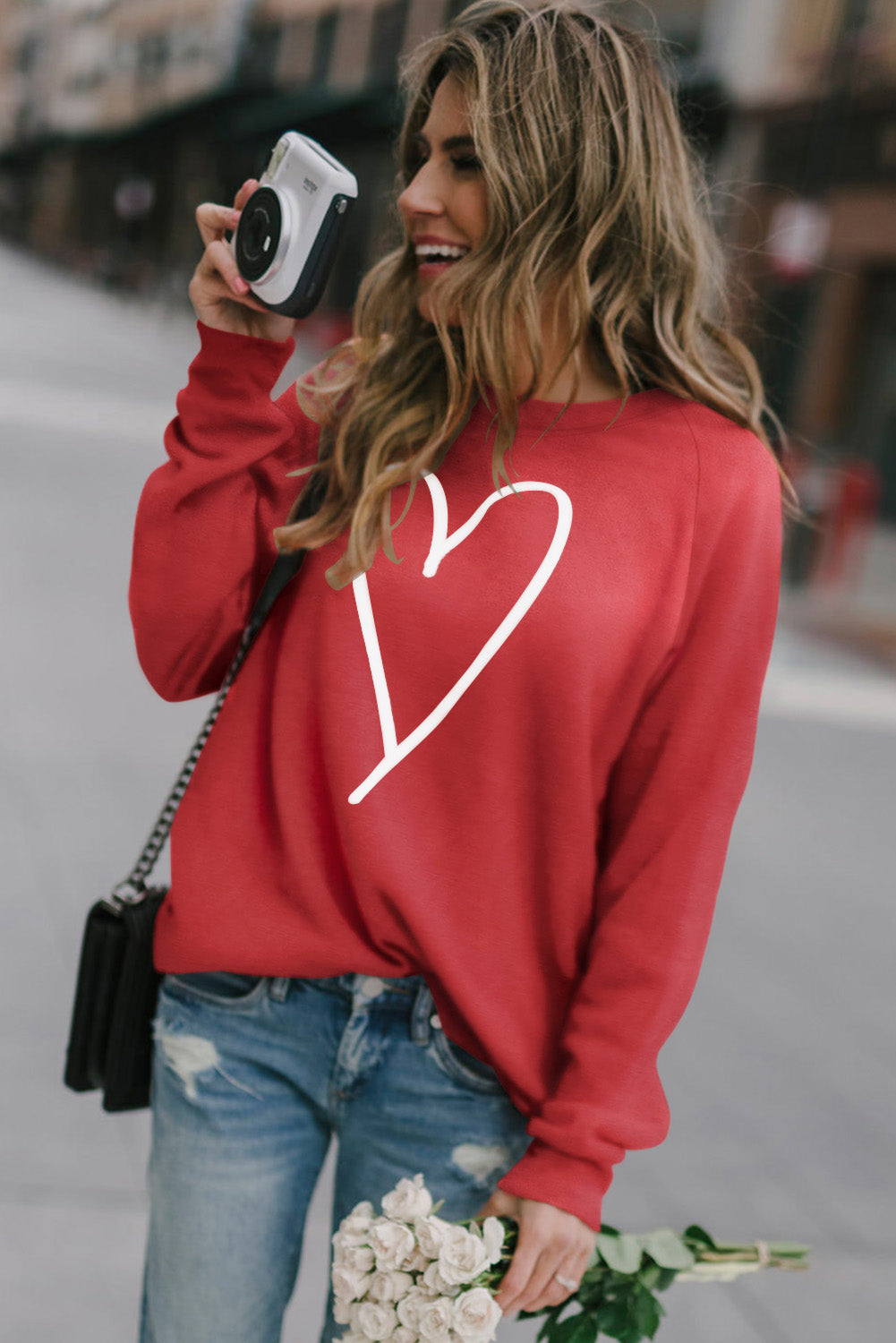 Red Simple Heart Graphic Valentine\'s Sweatshirt