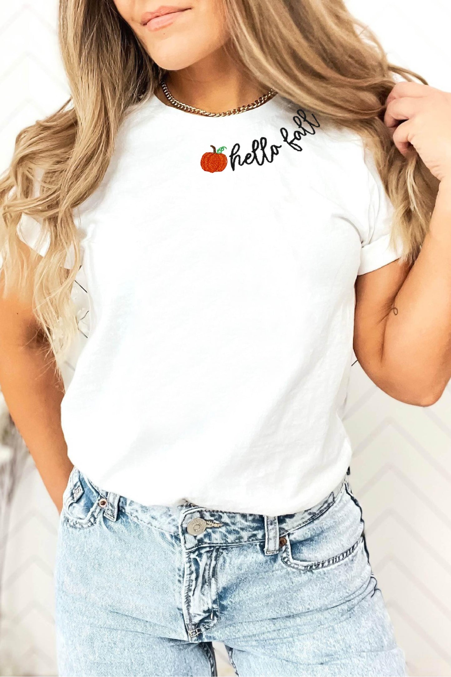 White hello fall Embroidered Pumpkin Hello Casual Round Neck T Shirt - Blu Pepper Boutique