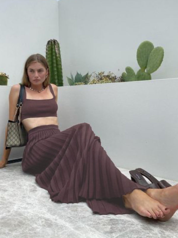 2 piece Knitted Camisole Skirt Elegant Sleeveless Short Top Pleated Skirt Set