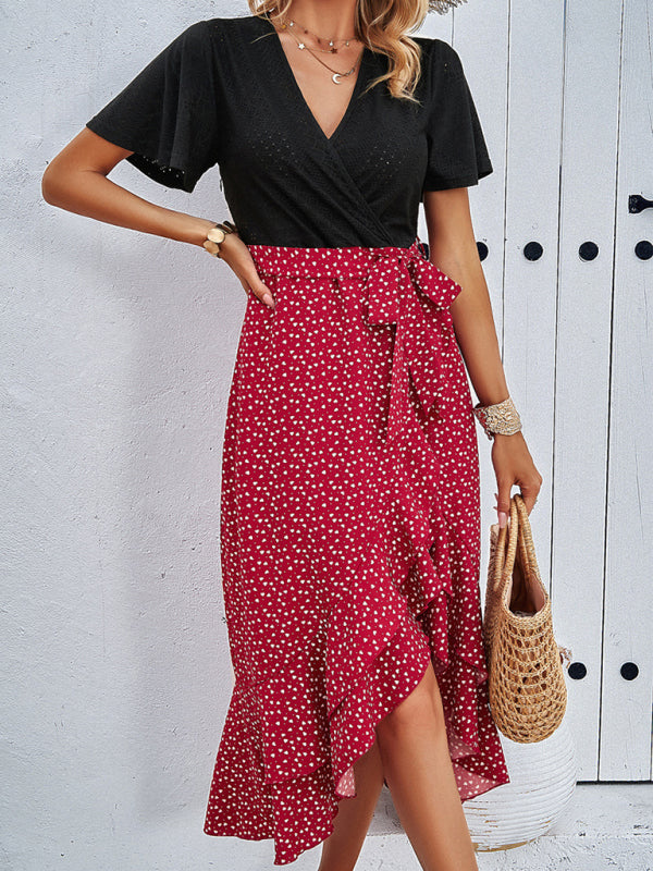 Feminine contrast V-neck belted ruffle dress